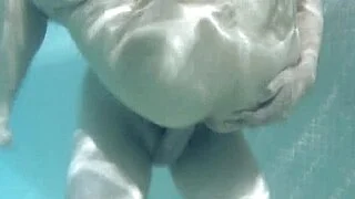 Asyalı MILF Rahatlatıcı Nuru Masajı